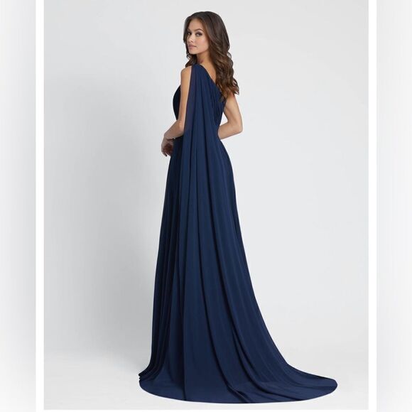 IEENA FOR MAC DUGGAL Gown Navy - Picture 2 of 5